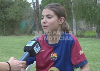 De Rafaela a España: Emilia, la joven futbolista seleccionada para entrenar en el Barcelona