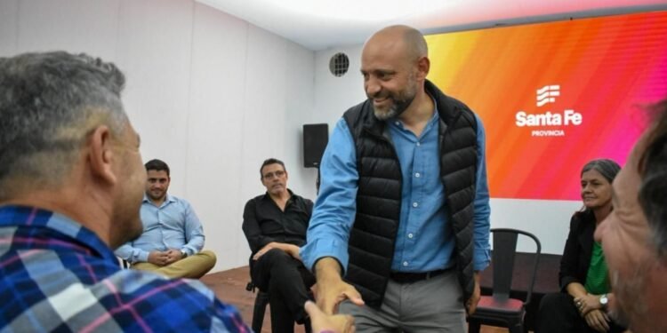 Santa Fe fortalece a la lechería con inversión en infraestructura y alivio fiscal