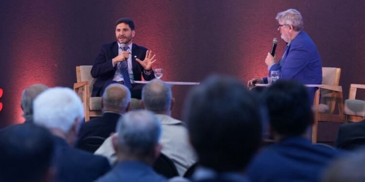 Pullaro: “Una Argentina distinta es posible con un desarrollo económico que nos permita generar trabajo y crecimiento”