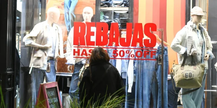 Derrumbe del consumo Se profundiza la caída de las ventas en el rubro indumentaria