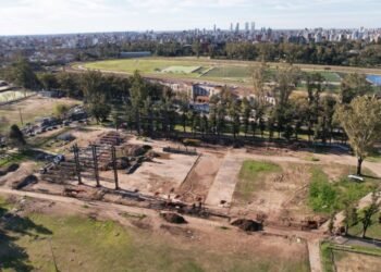 Juegos Suramericanos 2026: montan la estructura metálica del nuevo Arena Rosario