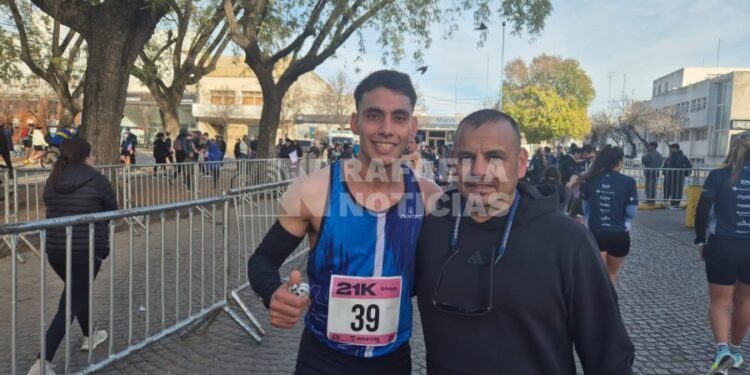 Por segundo año consecutivo, Álvaro Nocenti ganó la Media Maratón 21 k de Rafaela