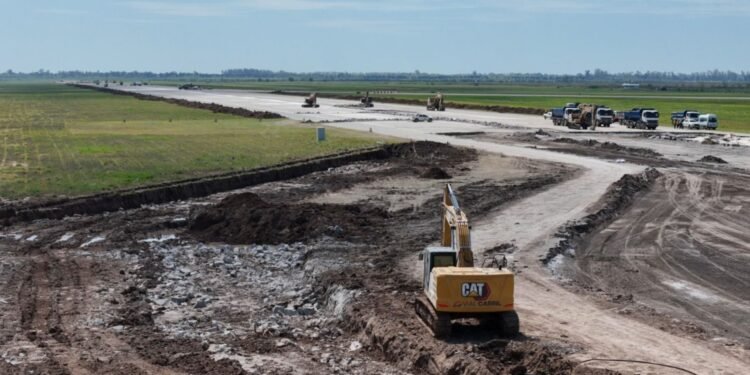 Aeropuerto Internacional Rosario: finalizó la demolición de la cabecera sur y avanza la ampliación de la pista