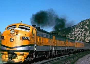 Tragedia j Tres adolescentes fueron atropelladas por un tren cuando se sacaban una selfie