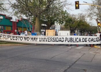 Jornada en defensa de la educación, la salud y los derechos sociales en Rafaela