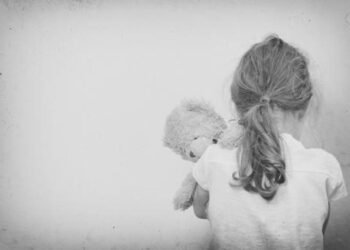 Rescataron a una niña de 2 años que había quedado encerrada en una vivienda en Rafaela