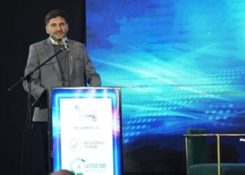 Pullaro participó del acto de apertura de la 13ª edición de la Semana Comex