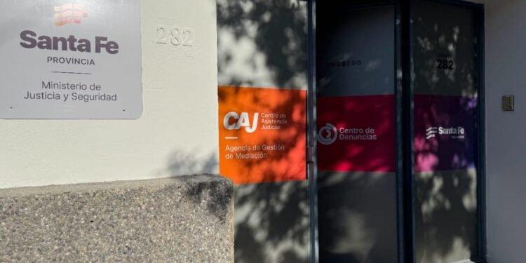 Cococcioni inauguró una oficina para acercar la Justicia a vecinos de Rafaela y la región