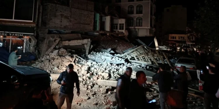 Balikesir Al menos 26 heridos tras un terremoto en Turquía