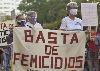 Octubre ya registra 18 femicidios en el país y Mumalá advierte una emergencia sin respuesta estatal