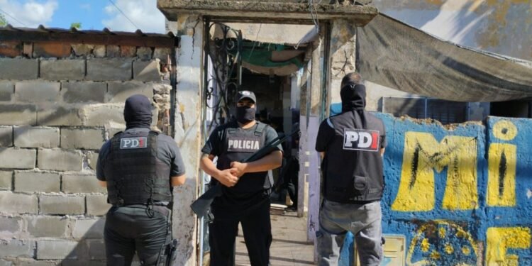 Rosario: seis aprehendidos por venta de droga en Empalme Graneros