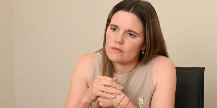 Elecciones 2025 Caren Tepp: «Estas elecciones van a definir si ganan los argentinos y las argentinas»
