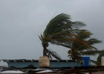 Evacuaciones El huracán Melissa alcanza categoría 5 y pone en alerta máxima a Jamaica