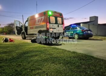 Esquivó una camioneta y terminó accidentado: fue trasladado al hospital