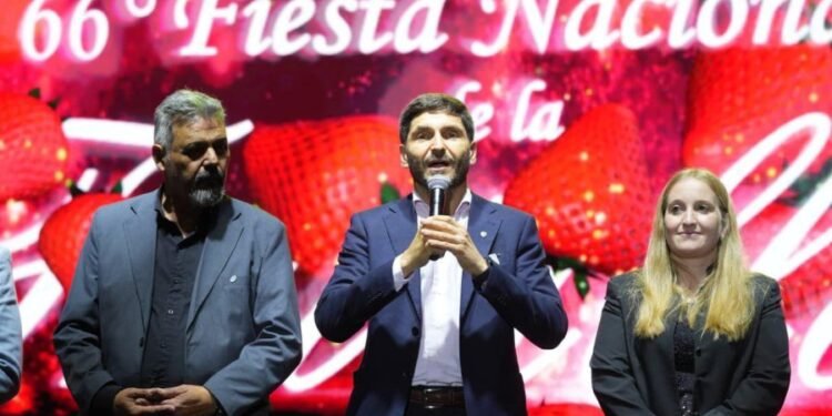 Pullaro pidió “que se bajen todos los impuestos” para poder producir más