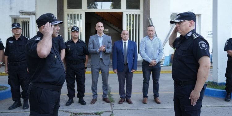 Provincia puso en funciones al nuevo jefe y subjefe de la Unidad Regional II