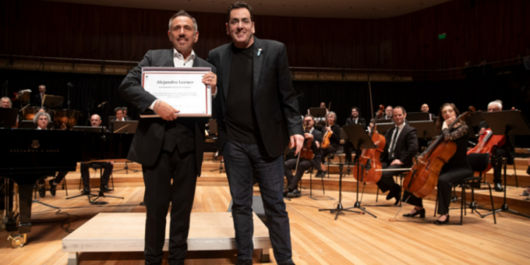 Alejandro Lerner, distinguido como Personalidad Emérita de la Cultura de la Nación