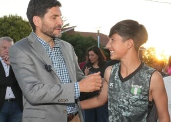 El gobernador Pullaro inauguró y anunció más obras de mejoras urbanas en Monte Vera