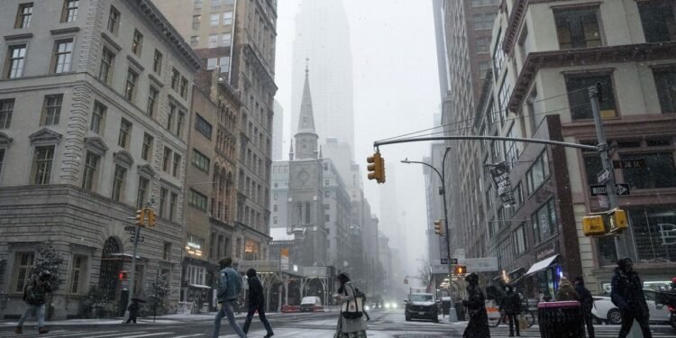 La Gran Manzana recibió los primeros copos Nueva York registró la primera nevada de la temporada