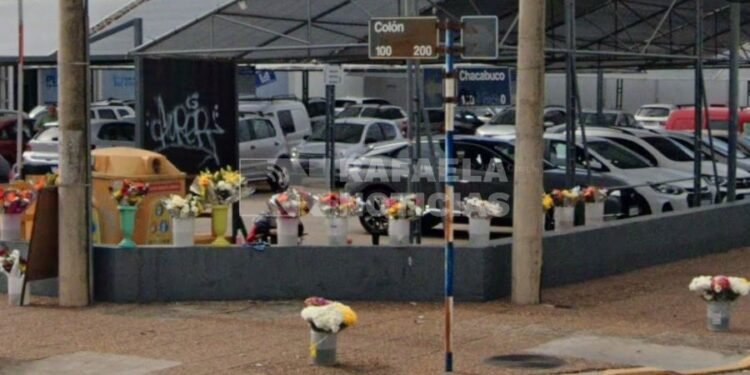 Vendedores de flores reclaman al Concejo Municipal por trabas en su actividad