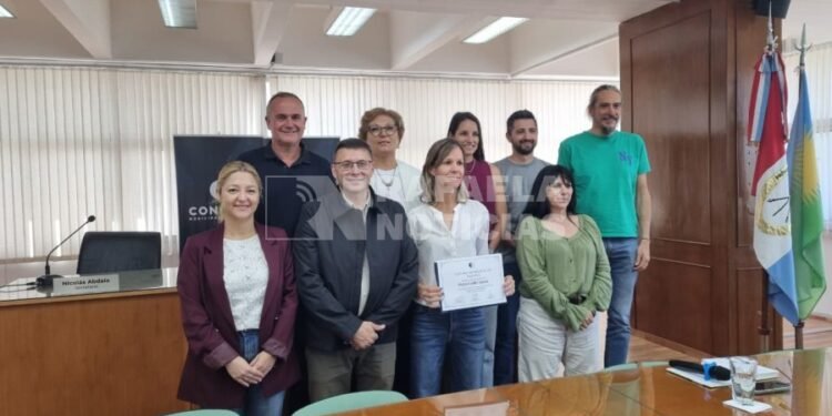 “Fue un antes y un después”: a 25 años de su consagración en Wimbledon, María Emilia Salerni fue recibida por el Concejo Municipal