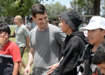 El intendente acompañó al CRAR en la 50ª edición del Seven a Side