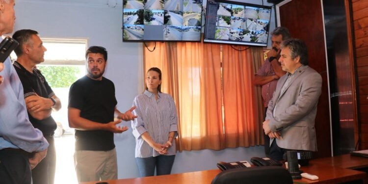 Nuevo Centro de Monitoreo en el Comando Radioeléctrico de Coronda: “Potenciamos la operatividad policial”, afirmó Cococcioni