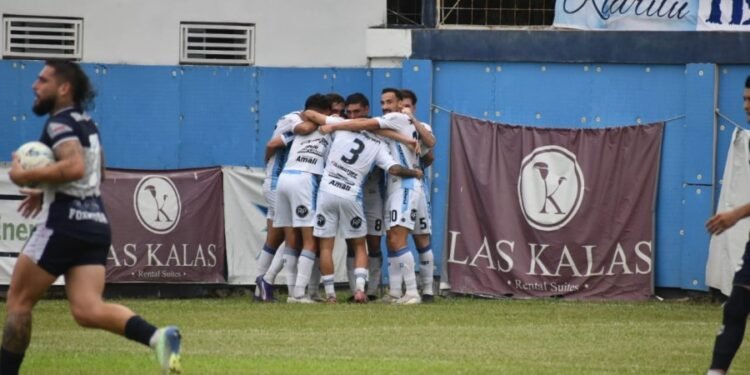 Atlético se trae de Formosa tres puntos de oro y la ilusión del retorno más firme que nunca