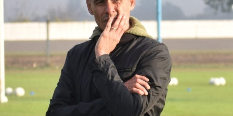 Atlético de Rafaela confirmó la continuidad de Iván Juárez como entrenador