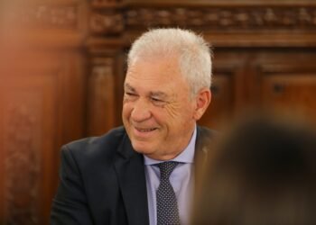 El Senado homenajeó a Nery Pumpido, campeón del mundo en México 1986