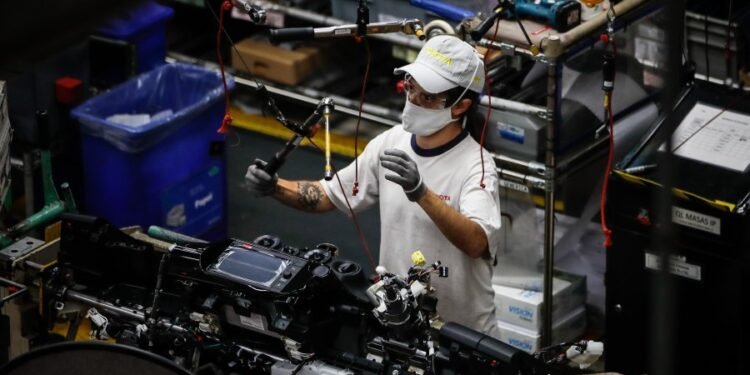 En Santa Fe cierran 3 empresas y se pierden 20 puestos de trabajo por día