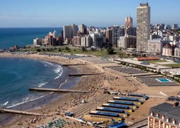 Una familia necesita casi $3,9 millones para viajar por el país y más de $10,3 millones para ir al exterior