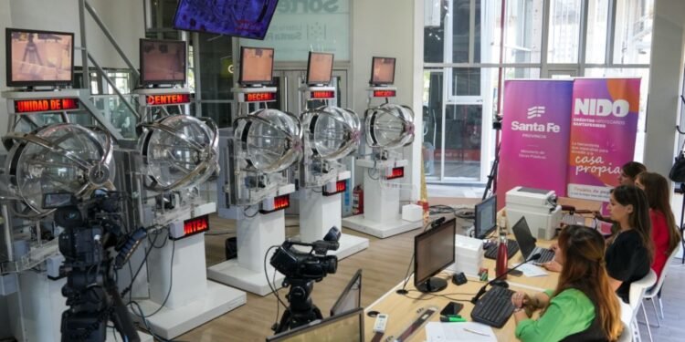 Créditos Nido: más de 44 mil santafesinos participan del sorteo de 300 nuevos préstamos hipotecarios