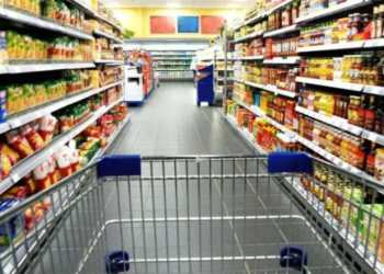 Ventas en supermercados de la provincia: el consumo acumula una década de retroceso y reconfigura su composición