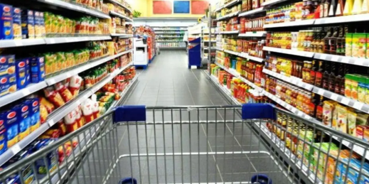 Ventas en supermercados de la provincia: el consumo acumula una década de retroceso y reconfigura su composición