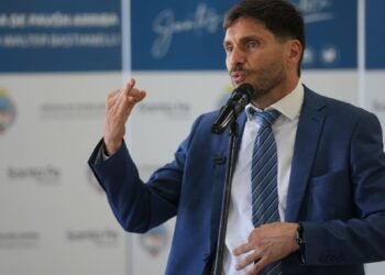 Pullaro endurece su postura por el Presupuesto 2026: «Sin universidad pública, yo no hubiese tenido formación»