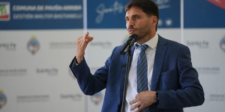 Pullaro endurece su postura por el Presupuesto 2026: «Sin universidad pública, yo no hubiese tenido formación»