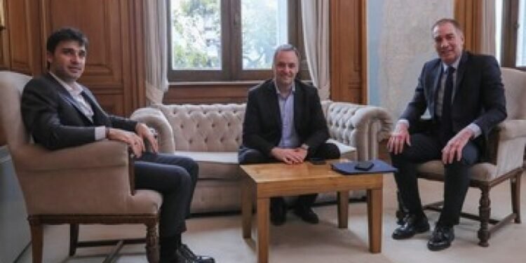 Diputados: el oficialismo logra la primera minoría tras intensas definiciones de bloques