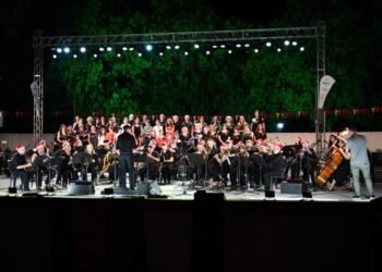 Santa Fe “Canta la Navidad” frente a Casa de Gobierno