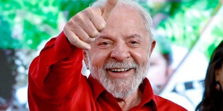 Sin Bolsonaro en carrera Lula da Silva lidera la intención de voto para las presidenciales de Brasil 2026