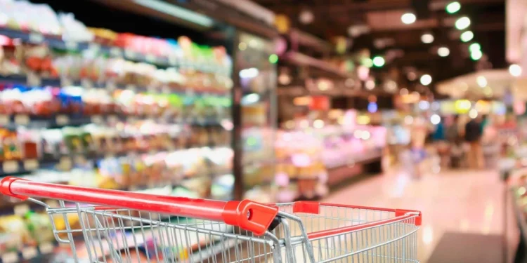 Tras 8 meses de suba El consumo masivo volvió a retraerse en noviembre