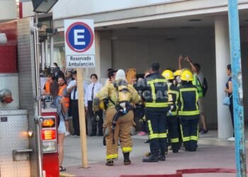Simulacro de emergencia en Clínica Parra: se activaron protocolos y se evacuó el edificio