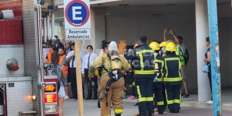 Simulacro de emergencia en Clínica Parra: se activaron protocolos y se evacuó el edificio