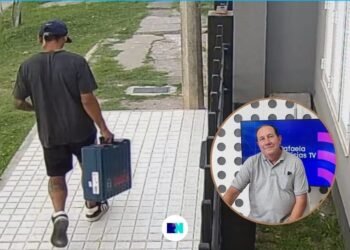 Le robaron, aportó datos del ladrón y denunció que la requisa se hizo recién una semana después