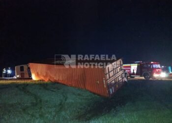 Volcó un camión en la RN 34, en jurisdicción de Lehmann