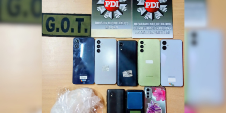 San Cristobal: PDI detuvo a una mujer por microtráfico y usurpacián