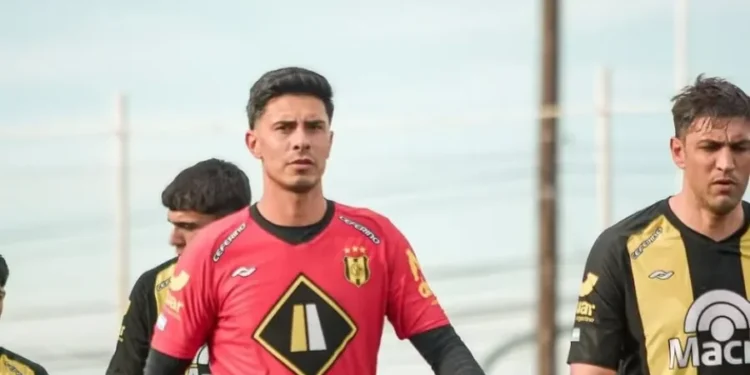 Susto en la Primera Nacional: un jugador sufrió un paro cardiorrespiratorio en un entrenamiento