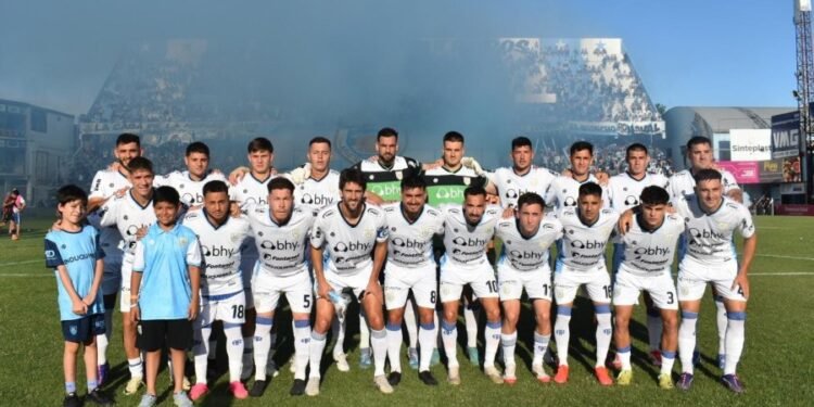 Atlético comenzó con el armado del plantel pensando en la Primera Nacional