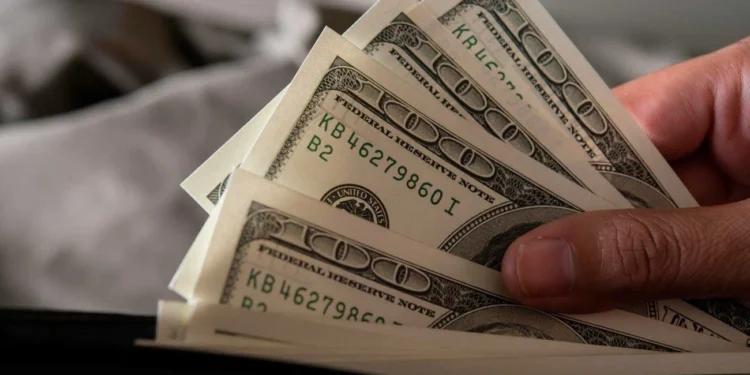 En vivo: así cotiza el dólar hoy, lunes 5 de enero, en Argentina