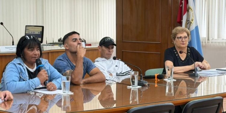 Dos cooperativas de reciclaje expusieron situaciones en el Relleno Sanitario